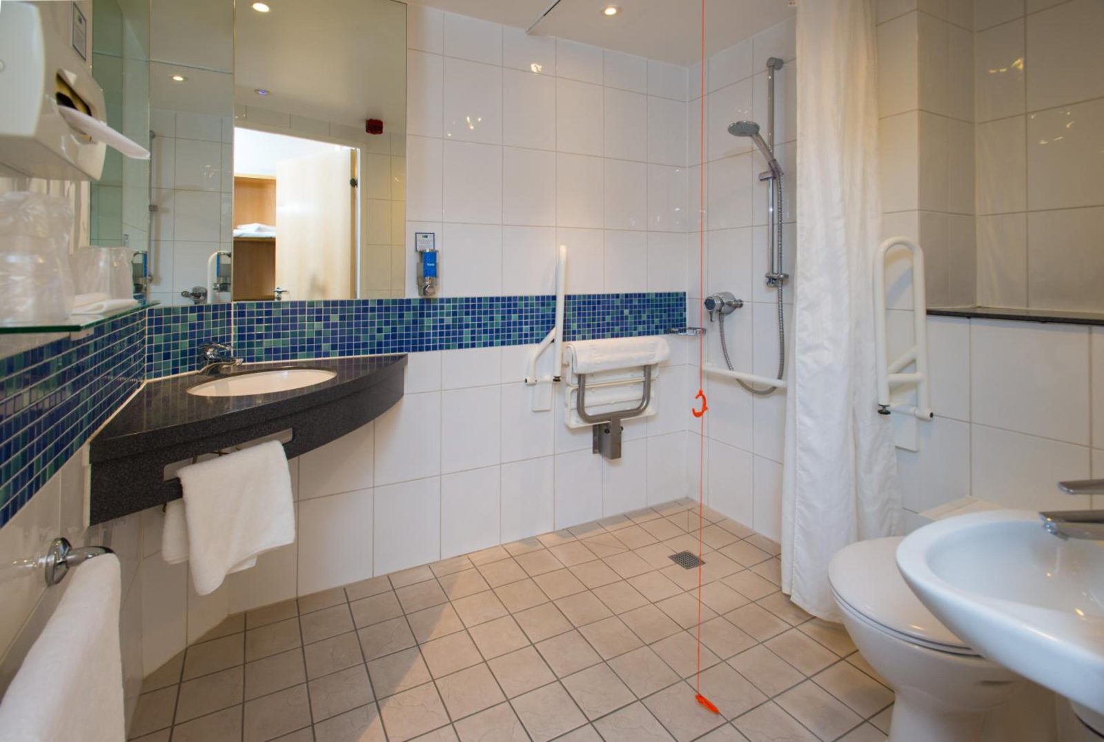 Holiday Inn Express Cambridge by IHG — photo 3